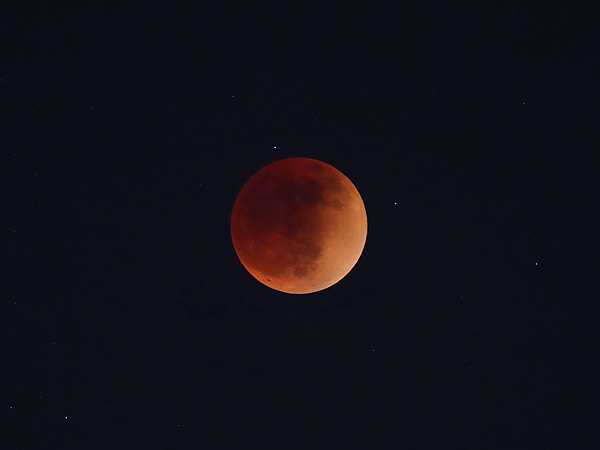 Eclipsed Moon 5-15-2022